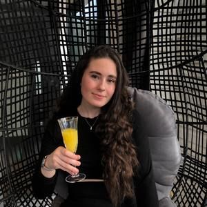 Meet your Posher, Sarah-jade